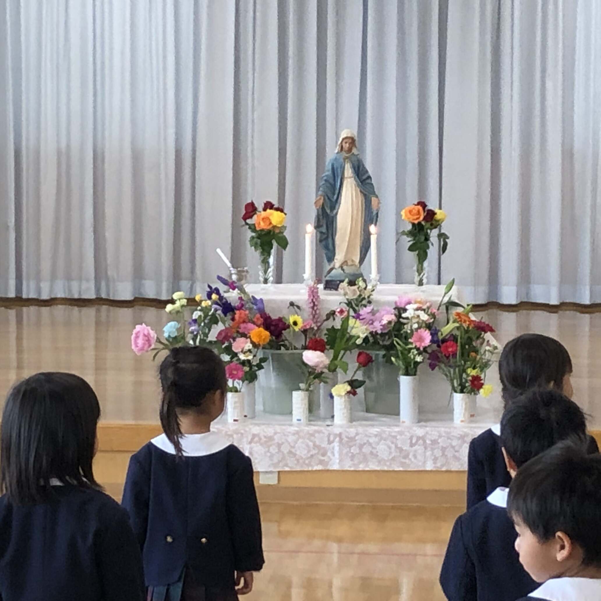 聖母マリアへの祈り 山崎学園