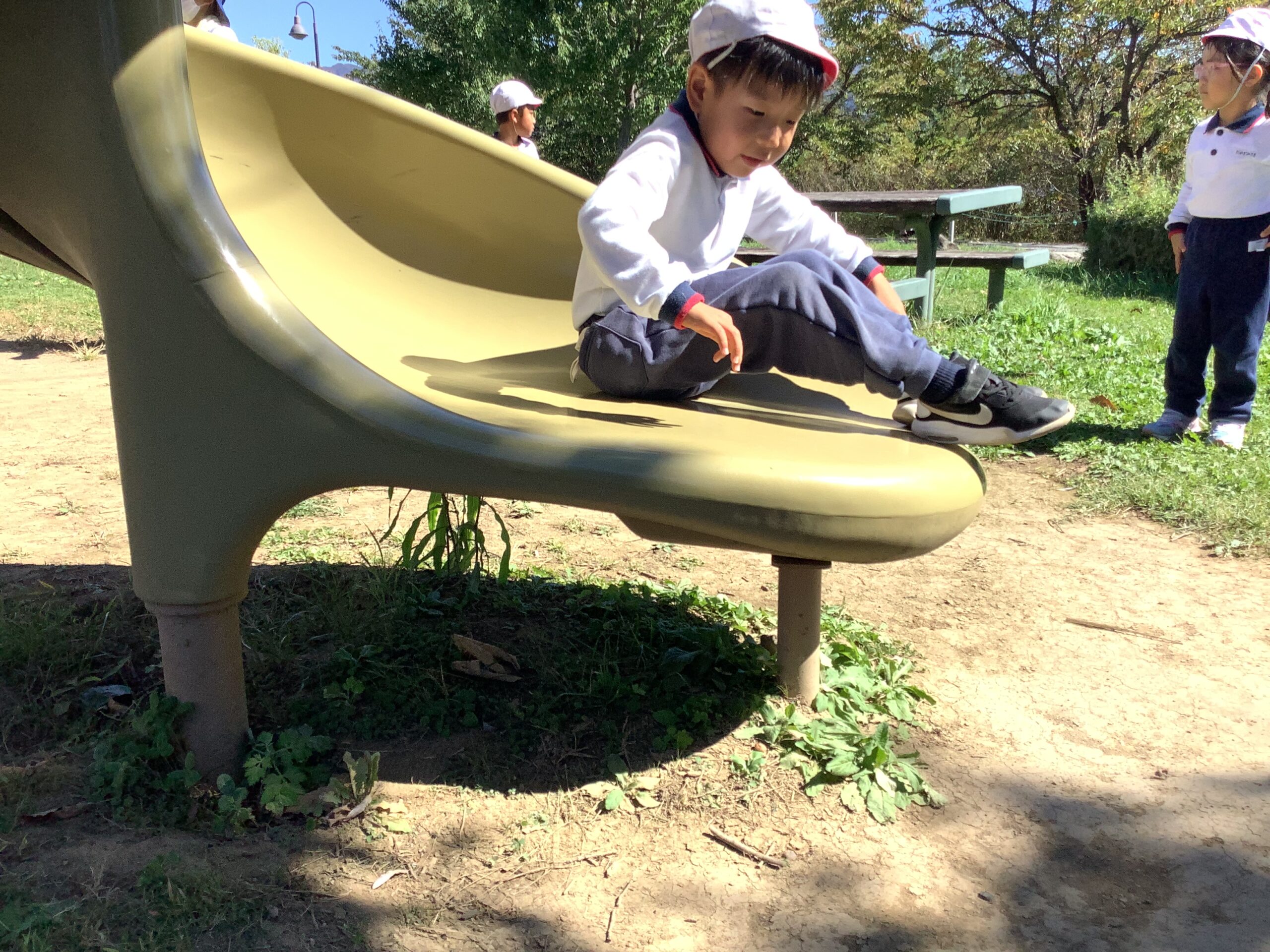 公園に遊びに行きました 山崎学園